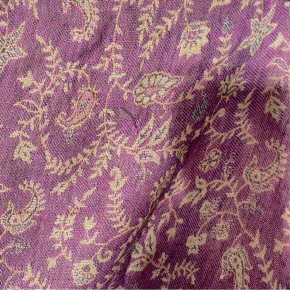 5/$25 Vintage Burgundy Tan Paisley Wrap Scarf With Fringe - Picture 13 of 13